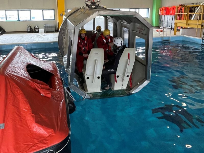 Divers e rov pilot training and course OPITO